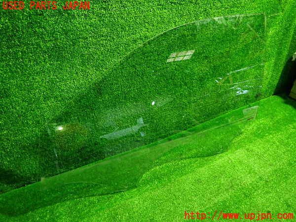 1UPJ-32481268]アウディ・Q3 スポーツバック(F3DPC)左前ドアガラス FUYAO M61385 中古_m0001.jpg