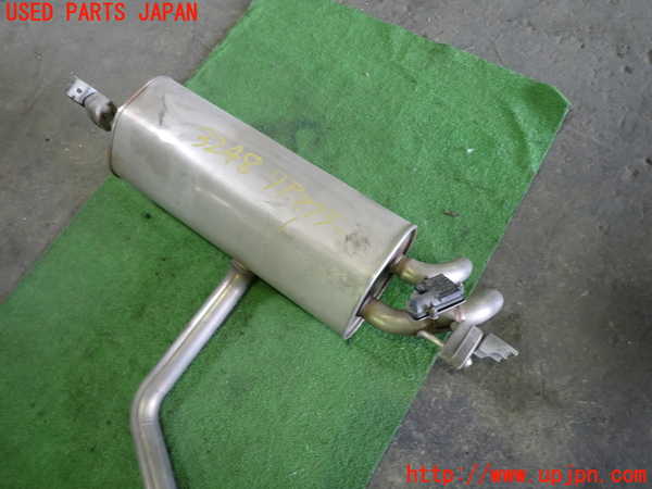 1UPJ-32482671]アウディ・Q3 スポーツバック(F3DPC)リアマフラー1 中古_m0003.jpg