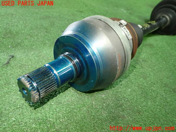 1UPJ-32484015]アウディ・Q3 スポーツバック(F3DPC)左フロントドライブシャフト 中古_m0002.jpg