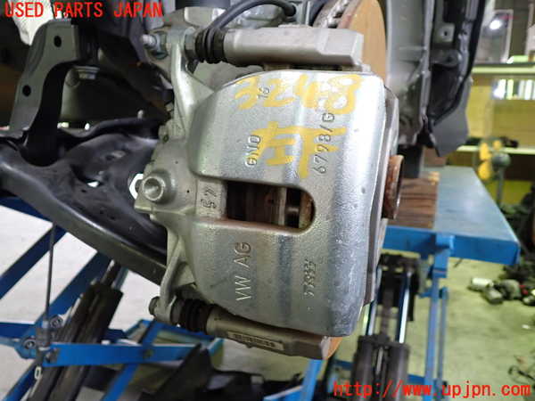 1UPJ-32484085]アウディ・Q3 スポーツバック(F3DPC)左フロントキャリパー 中古_m0001.jpg