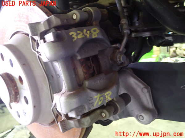 1UPJ-32484090]アウディ・Q3 スポーツバック(F3DPC)右リアキャリパー 中古_m0001.jpg