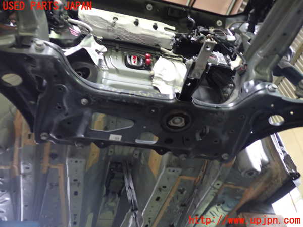 1UPJ-32485285]アウディ・Q3 スポーツバック(F3DPC)フロントメンバー 中古_m0002.jpg