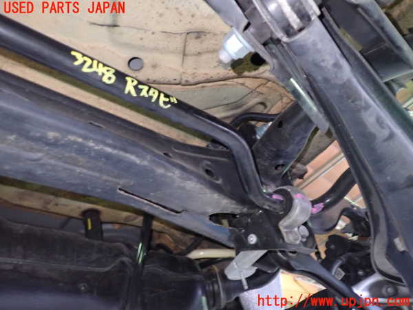 1UPJ-32485445]アウディ・Q3 スポーツバック(F3DPC)リアスタビライザー 中古_m0001.jpg