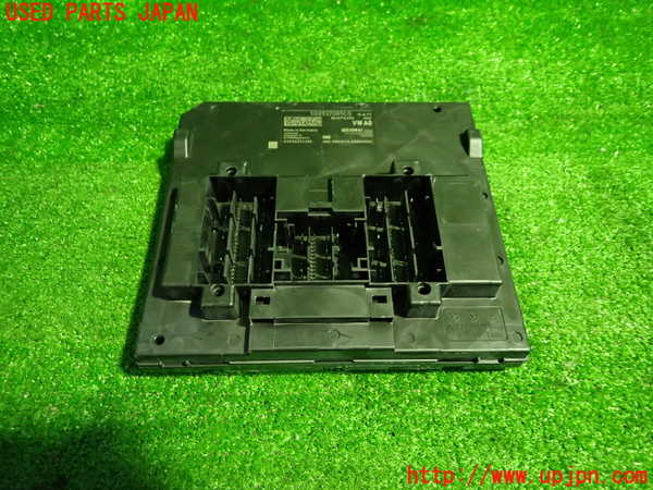 1UPJ-32486146]アウディ・Q3 スポーツバック(F3DPC)コンピューター1 (5Q0937085CG) 中古_m0001.jpg
