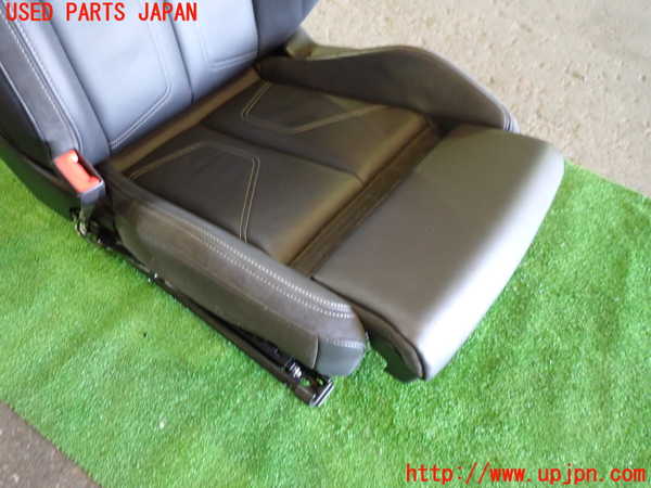 1UPJ-32487065]アウディ・Q3 スポーツバック(F3DPC)助手席シート 中古_m0003.jpg