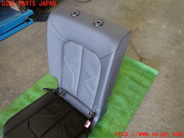 1UPJ-32487405]アウディ・Q3 スポーツバック(F3DPC)右リアシート 中古_m0002.jpg