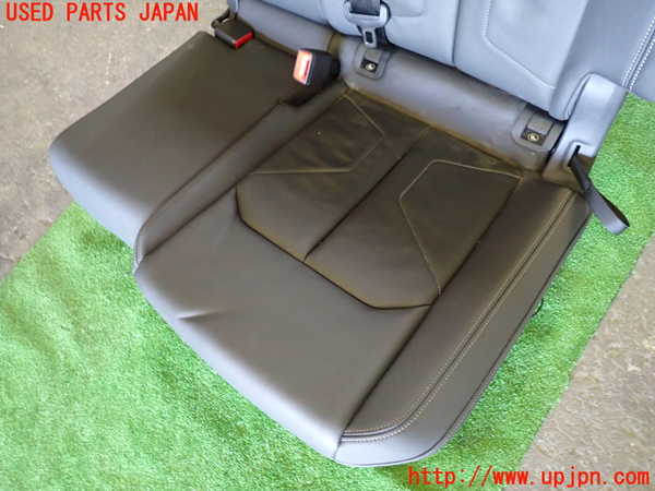 1UPJ-32487435]アウディ・Q3 スポーツバック(F3DPC)左リアシート 中古_m0002.jpg