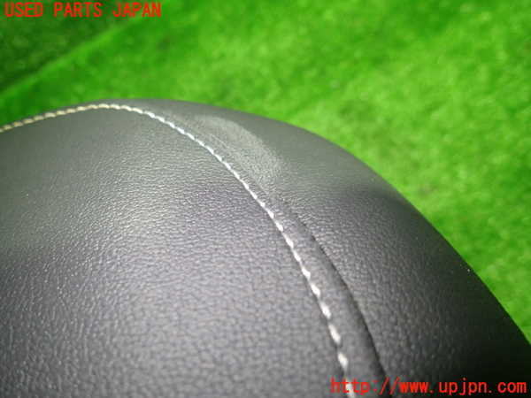 1UPJ-32487180]アウディ・Q3 スポーツバック(F3DPC)左2列目ヘッドレスト 中古_m0003.jpg
