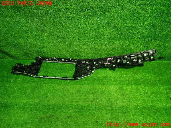 1UPJ-32487691]アウディ・Q3 スポーツバック(F3DPC)内装トリム類1 中古_m0004.jpg