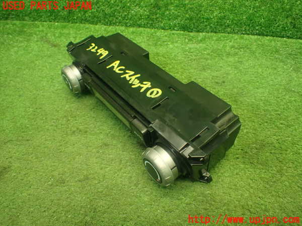 5UPJ-32496066]シビック タイプR(FD2)エアコンスイッチ1 中古_m0002.jpg
