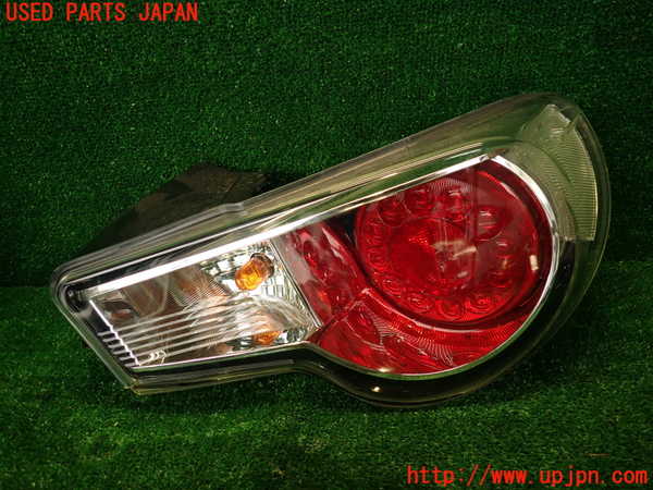 2UPJ-32501530]８６(BRZ)(ZN6)右テールランプ 中古_m0001.jpg