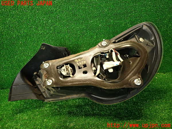 2UPJ-32501536]８６(BRZ)(ZN6)左テールランプ 中古_m0004.jpg