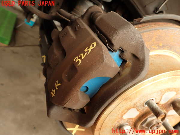 2UPJ-32504090]８６(BRZ)(ZN6)右リアキャリパー 中古_m0001.jpg