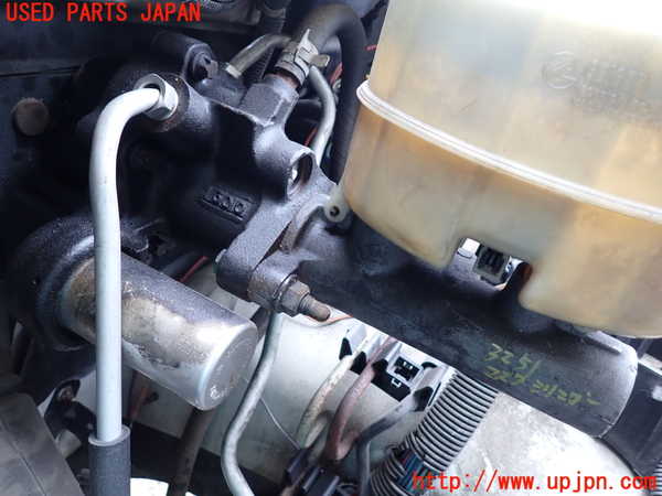 5UPJ-32514050]ハマーH2(不明)ブレーキマスターシリンダー 中古_m0003.jpg