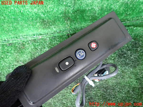 5UPJ-32516147]ハマーH2(不明)コンピューター2 中古_m0002.jpg