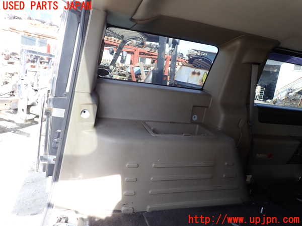 1UPJ-32517680]ハマーH2(不明)左リアピラートリム 中古_m0001.jpg