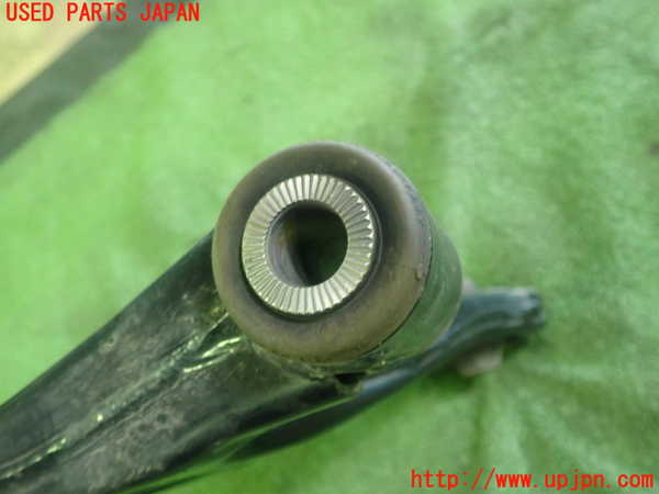 1UPJ-32525176]カローラ クロス ハイブリッド(ZVG13)右フロントロアアーム1 中古_m0004.jpg