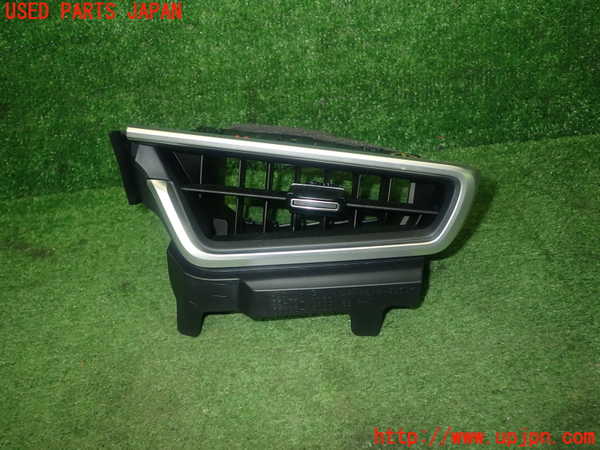 1UPJ-32527526]カローラ クロス ハイブリッド(ZVG13)エアコン吹き出し口1 (右) 中古_m0001.jpg