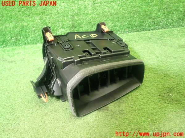 1UPJ-32527526]カローラ クロス ハイブリッド(ZVG13)エアコン吹き出し口1 (右) 中古_m0003.jpg