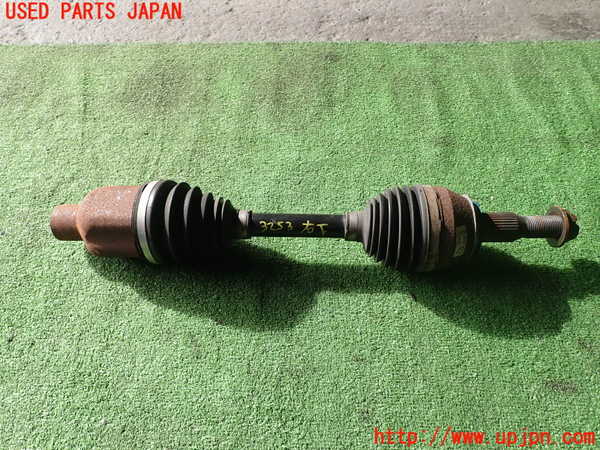 1UPJ-32534010]キャデラック・XT5 クロスオーバー(C1UL)右フロントドライブシャフト 中古_m0001.jpg
