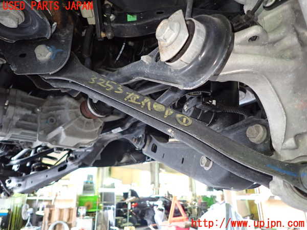 1UPJ-32535226]キャデラック・XT5 クロスオーバー(C1UL)左リアロアアーム1 中古_m0001.jpg