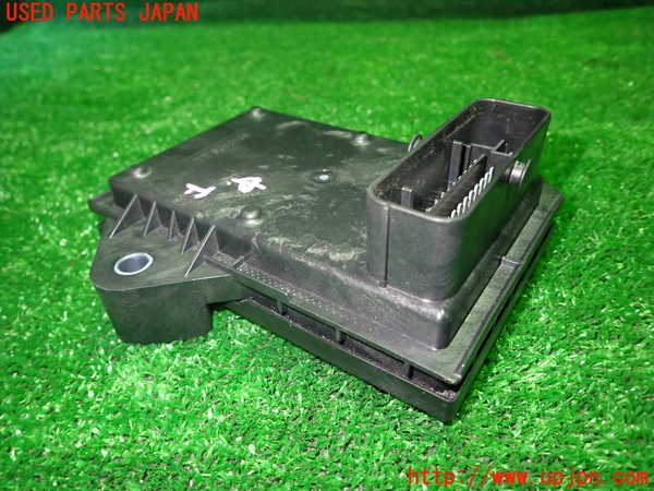 1UPJ-32536160]キャデラック・XT5 クロスオーバー(C1UL)コンピューター15 (8437 3816) 中古_m0003.jpg