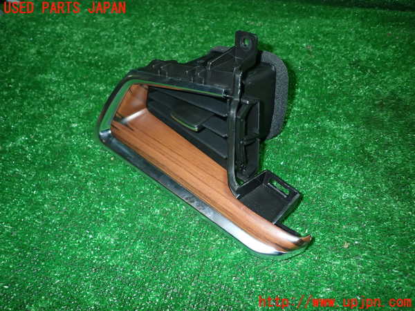 1UPJ-32537527]キャデラック・XT5 クロスオーバー(C1UL)エアコン吹き出し口2 (左) 中古_m0002.jpg