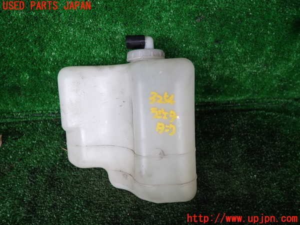 1UPJ-32542410]パジェロ(V98W)ラジエータータンク 中古_m0001.jpg
