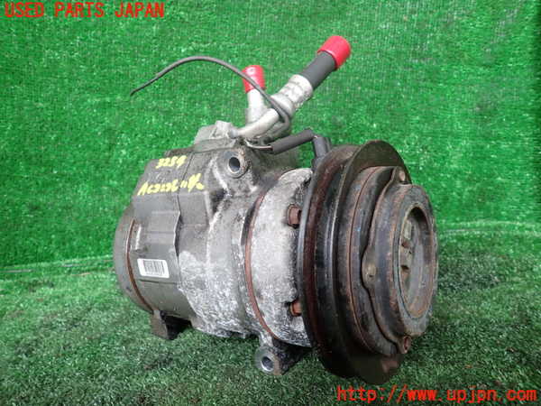 1UPJ-32546025]パジェロ(V98W)エアコンコンプレッサー 中古_m0001.jpg