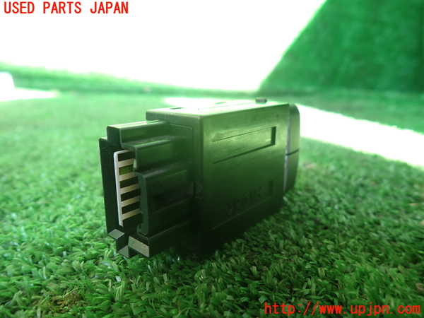 1UPJ-32546295]パジェロ(V98W)フォグスイッチ 中古_m0002.jpg