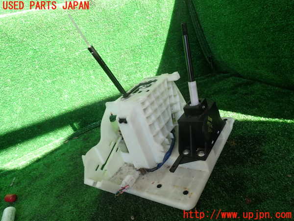 1UPJ-32547555]パジェロ(V98W)ATシフトレバー 中古_m0001.jpg
