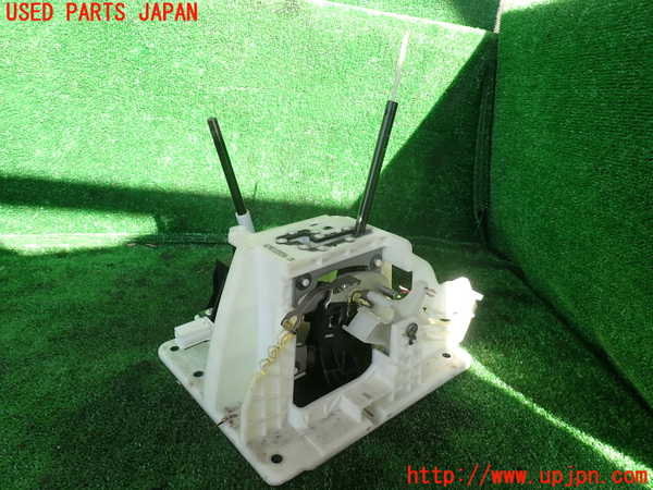 1UPJ-32547555]パジェロ(V98W)ATシフトレバー 中古_m0002.jpg