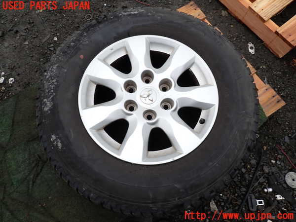 1UPJ-32549036]パジェロ(V98W)タイヤ　ホイール　1本① 265/65R17 中古_m0001.jpg