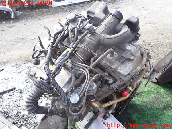 1UPJ-32552010]ハイラックスサーフ(RZN185W)エンジン 3RZ-FE 4WD 中古_m0002.jpg