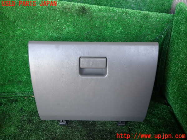 1UPJ-32557516]ハイラックスサーフ(RZN185W)グローブボックス1 中古_m0001.jpg