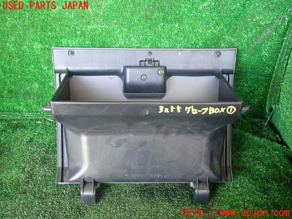 1UPJ-32557516]ハイラックスサーフ(RZN185W)グローブボックス1 中古_m0004.jpg