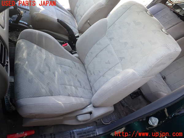 5UPJ-32557065]ハイラックスサーフ(RZN185W)助手席シート 中古_m0001.jpg