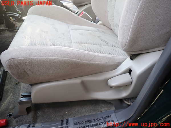 5UPJ-32557065]ハイラックスサーフ(RZN185W)助手席シート 中古_m0004.jpg