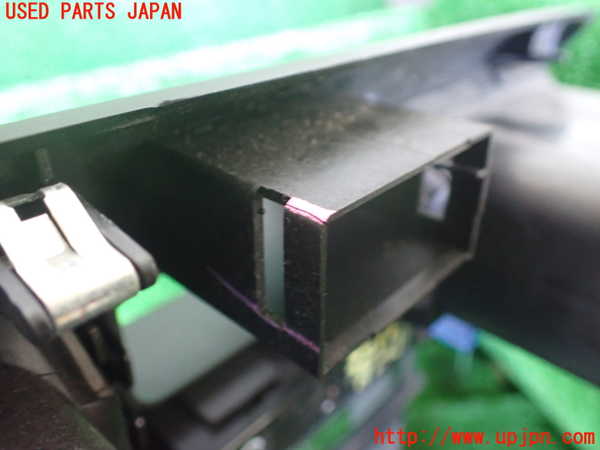 1UPJ-32557526]ハイラックスサーフ(RZN185W)エアコン吹き出し口1 (真中) 中古_m0005.jpg