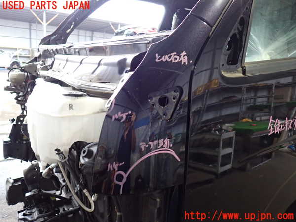 2UPJ-32561102]ハイエースバン200系(KDH206V)左前コーナーパネル 中古_m0001.jpg