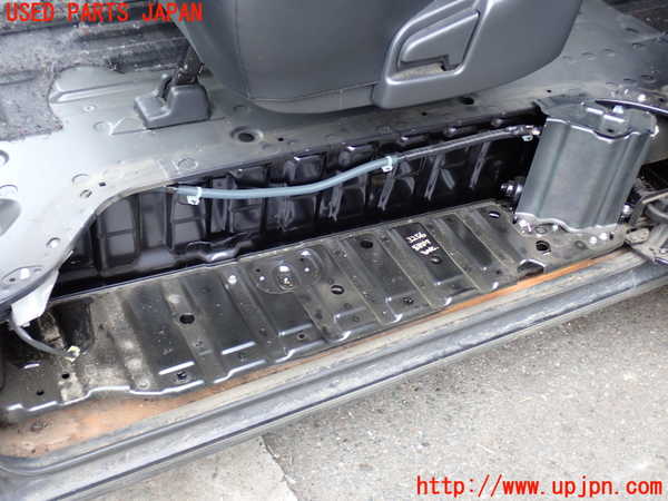 2UPJ-32561349]ハイエースバン200系(KDH206V)左後パワースライドドアユニット 中古_m0001.jpg