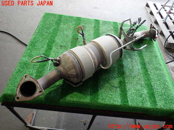 2UPJ-32562661]ハイエースバン200系(KDH206V)触媒1 中古_m0003.jpg