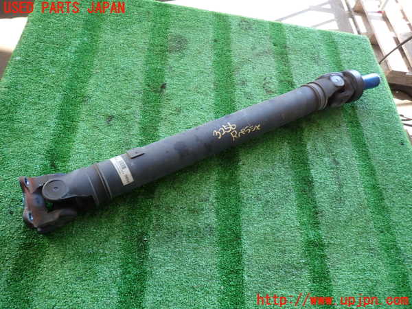 2UPJ-32563410]ハイエースバン200系(KDH206V)リアプロペラシャフト 中古_m0001.jpg