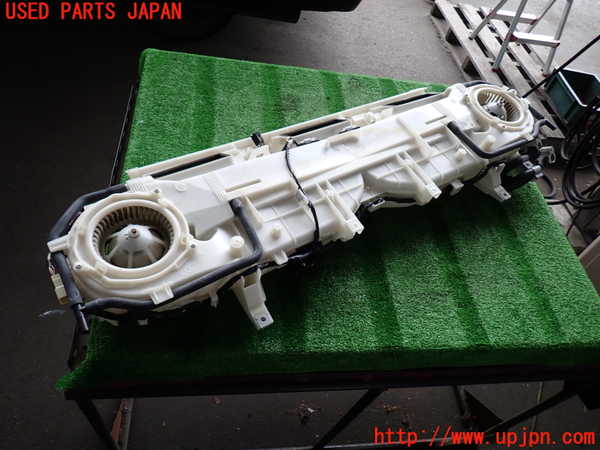 2UPJ-32566082]ハイエースバン200系(KDH206V)エバポレーター2 中古_m0001.jpg