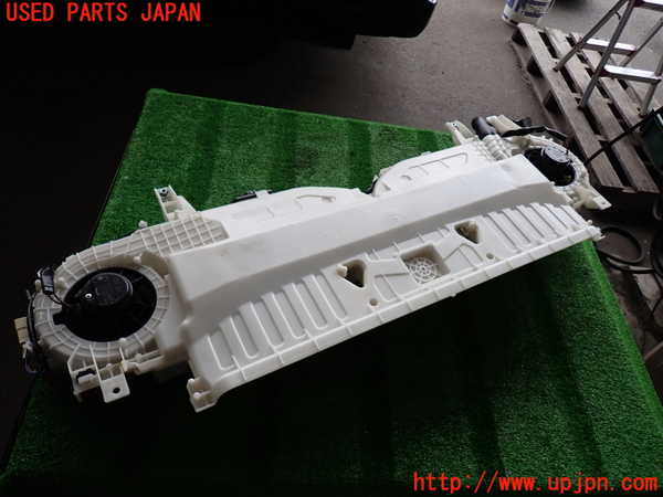 2UPJ-32566082]ハイエースバン200系(KDH206V)エバポレーター2 中古_m0003.jpg