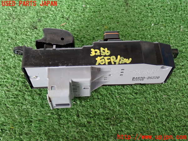2UPJ-32566240]ハイエースバン200系(KDH206V)右前パワーウィンドウスイッチ 中古_m0002.jpg