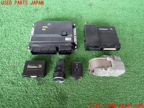 2UPJ-32566110]ハイエースバン200系(KDH206V)エンジンコンピューター 中古_m0001.jpg