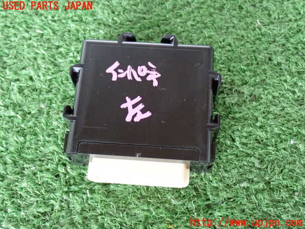 2UPJ-32566148]ハイエースバン200系(KDH206V)コンピューター3 (HEADLAMP LEVELING) 中古_m0003.jpg