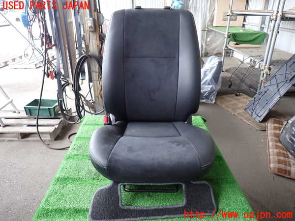 2UPJ-32567065]ハイエースバン200系(KDH206V)助手席シート 中古_m0001.jpg