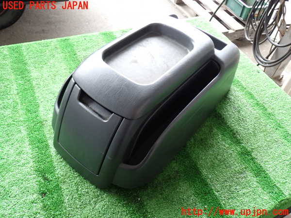 2UPJ-32567540]ハイエースバン200系(KDH206V)センターコンソール 中古_m0001.jpg